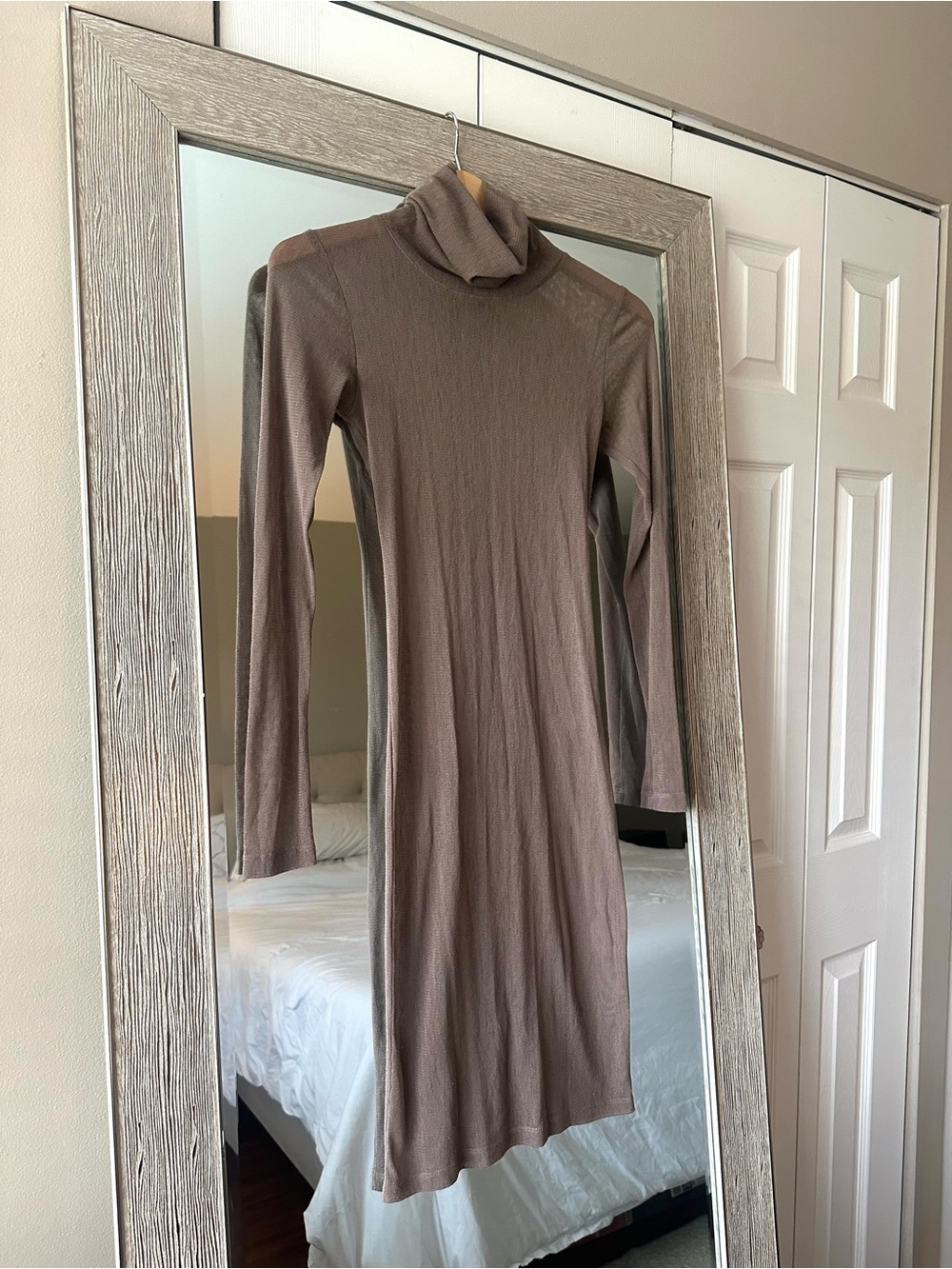 Alice + Olivia Taupe Brown Mesh Sheer Turtleneck Long Sleeve Midi Dress Small